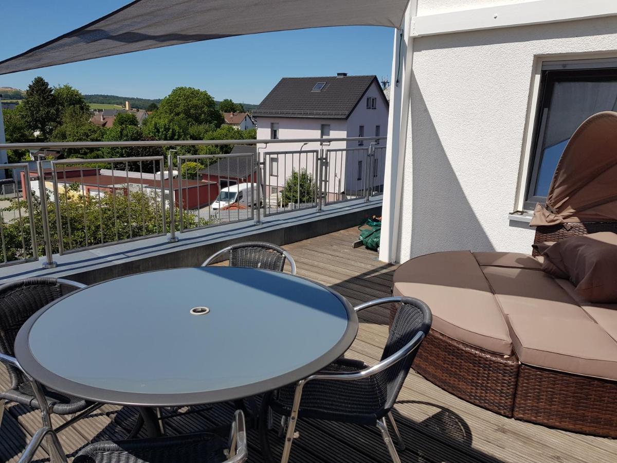 Apartment Near Frankfurt, Fantastic View! Usingen Extérieur photo
